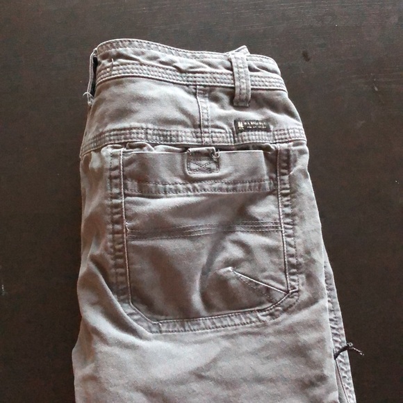 G H Bass & Co pants. Size 36x32 Color Grey - Picture 2 of 4